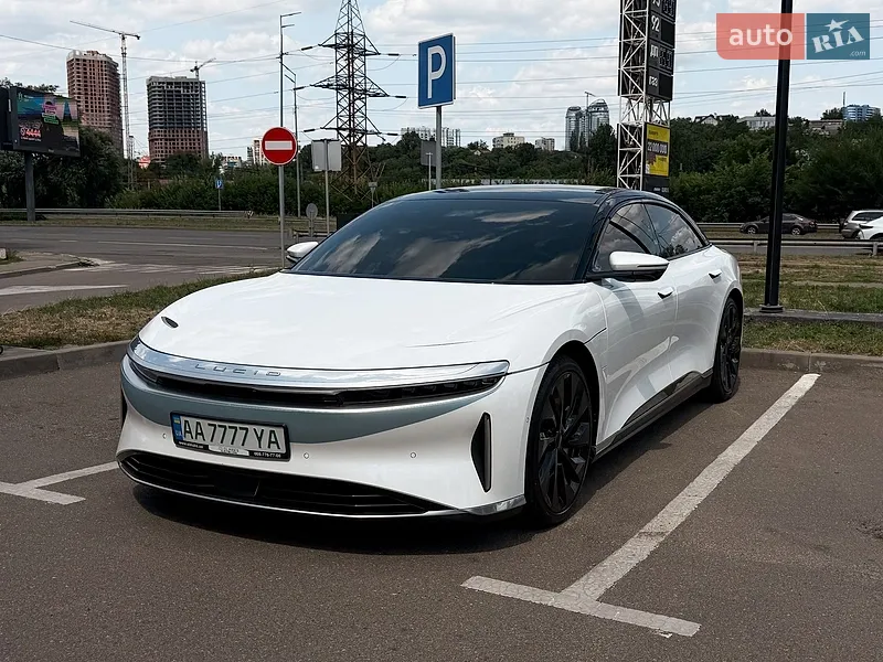 Lucid Air 2023