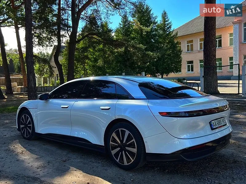 Lucid Air 2023