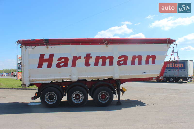 Самосвал полуприцеп Luck SKF 2011 в Хусте