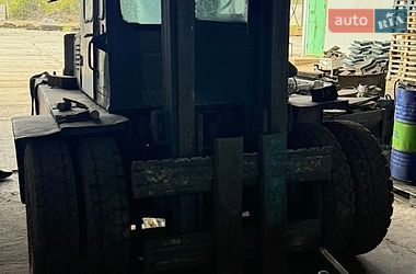 Телескопічні навантажувачі Львовский погрузчик 1111 1990 в Умані