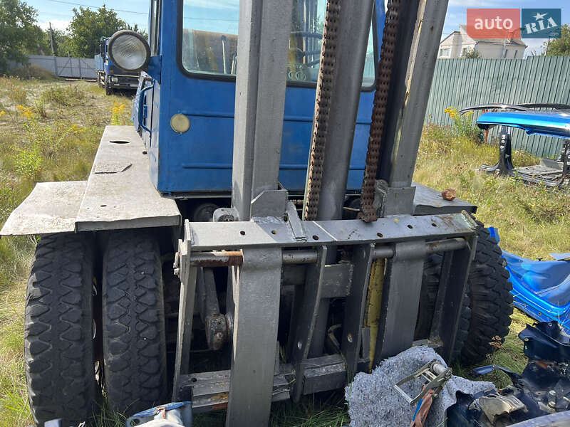 Вилочный погрузчик Львовский погрузчик 4075 1992 в Полтаве