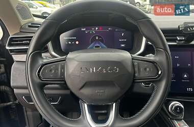 Внедорожник / Кроссовер Lynk&Co 01 2022 в 