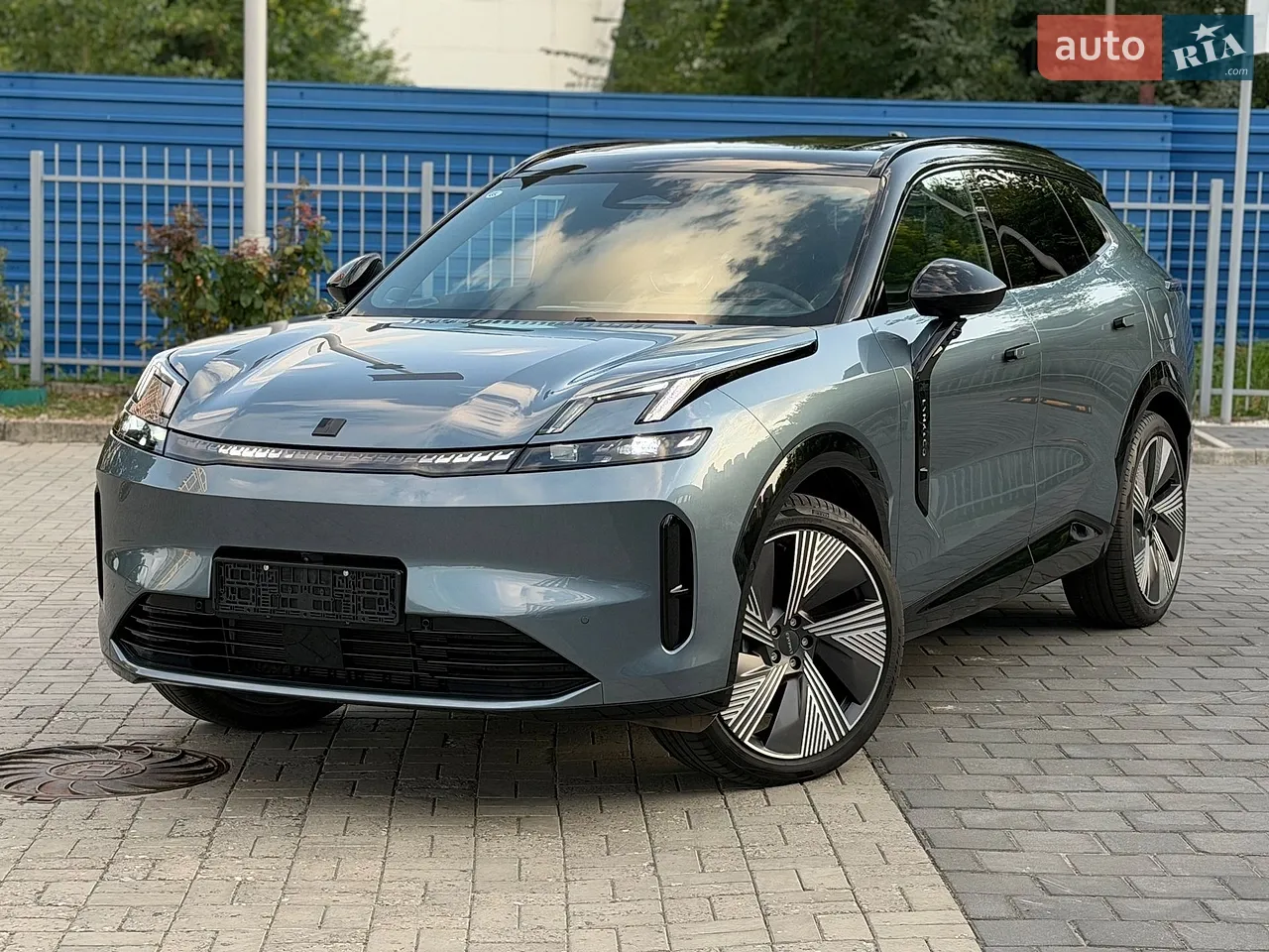 2025 Mercedes-Benz EQE - мініатюра 10