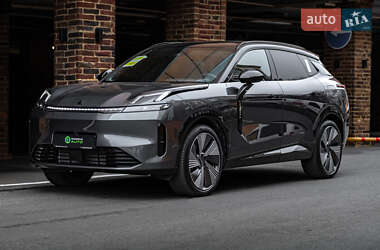 Внедорожник / Кроссовер Lynk&Co 08 2024 в 