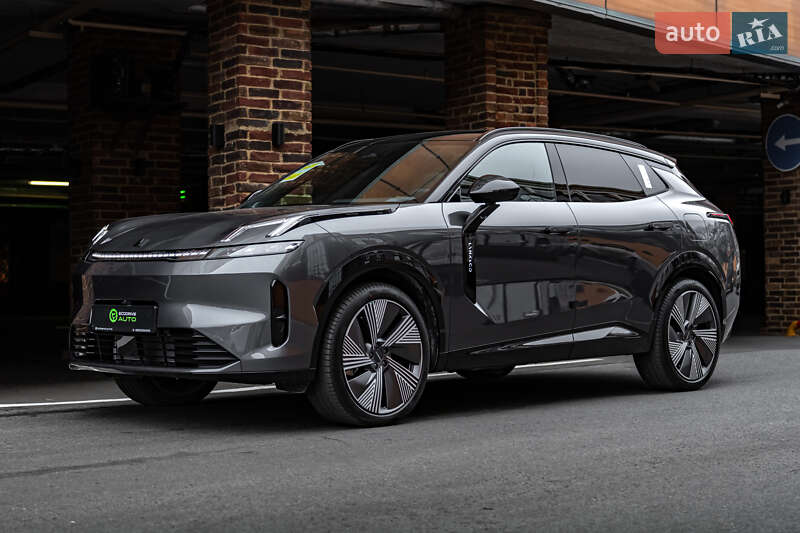 Позашляховик / Кросовер Lynk&Co 08 2024 в Києві