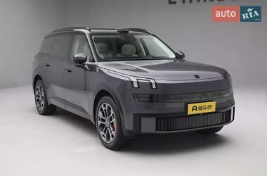 Позашляховик / Кросовер Lynk&Co 900 2025 в 
