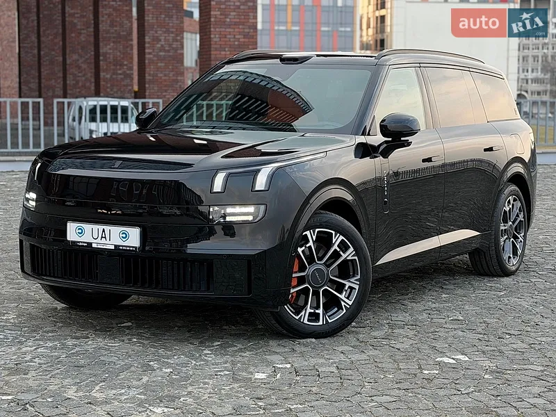 Lynk&Co 900 2025