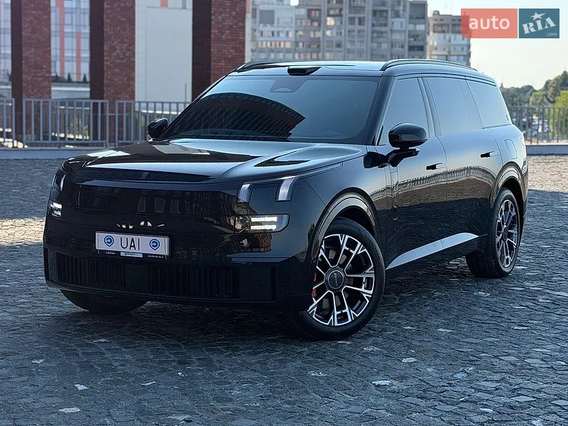 Lynk&Co 900 2025