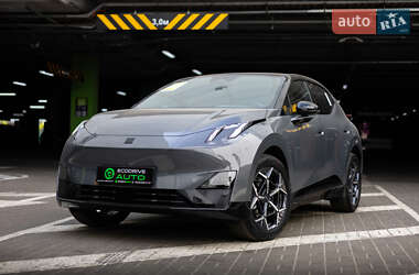 Внедорожник / Кроссовер Lynk&Co Z20 2025 в 