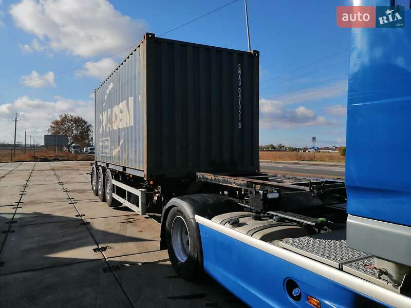 Контейнеровоз полуприцеп M&V NO4G31 2007 в 