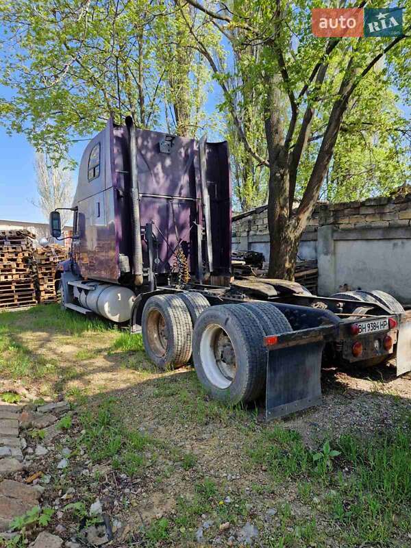 Тягач Mack CX 2002 в Одессе