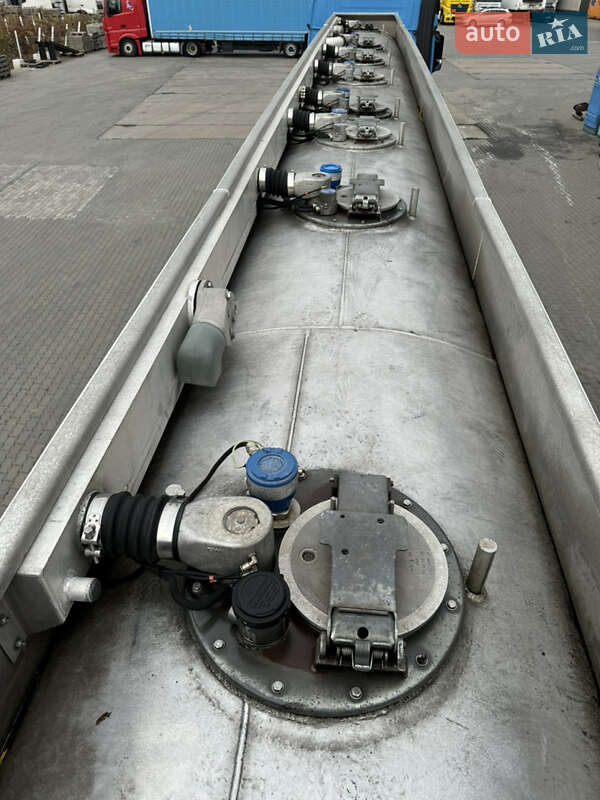 Цистерна напівпричіп Magyar Fuel Tank 2007 в Мукачевому