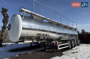Цистерна напівпричіп Magyar SMFF 2002 в Вінниці
