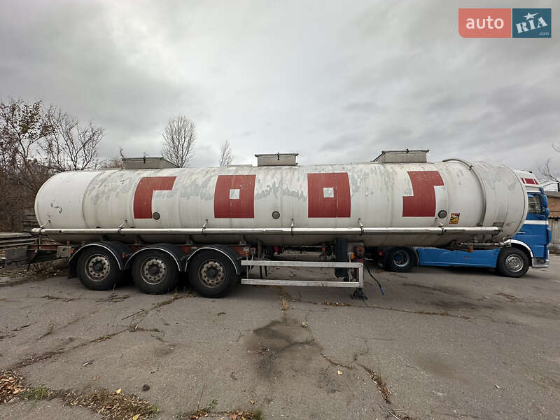 Цистерна полуприцеп Magyar SR34BD 2002 в Кременчуге