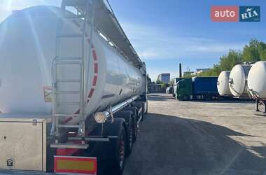 Цистерна полуприцеп Magyar SR34BD 2015 в 