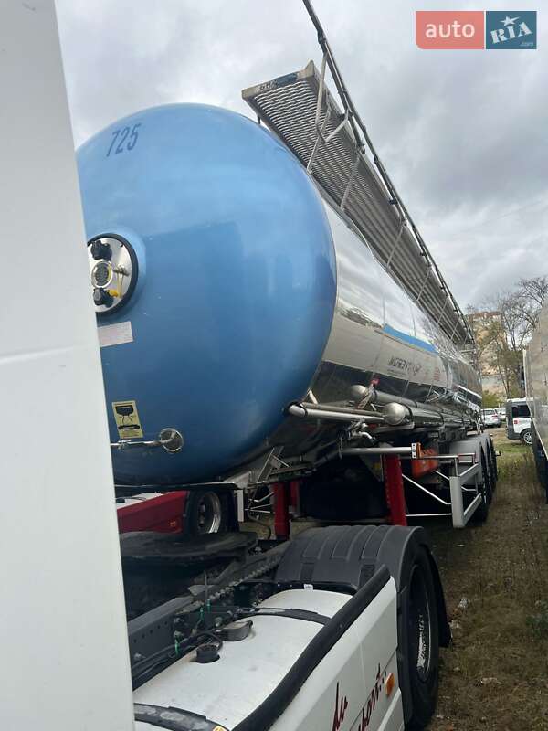 Цистерна напівпричіп Magyar SR34E 2006 в Києві фото 3 Цистерна напівпричіп Magyar SR34E 2006 в Києві