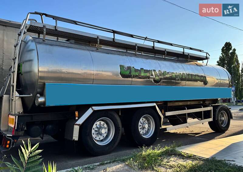 Цистерна Magyar SR3MEB 1997 в Николаеве фото Цистерна Magyar SR3MEB 1997 в Николаеве