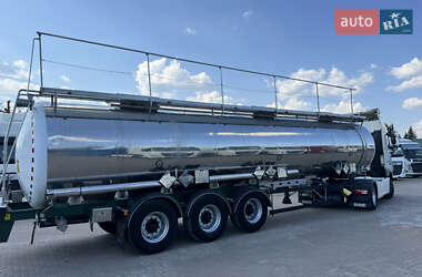 Цистерна напівпричіп Magyar SR 2005 в Вінниці
