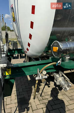 Цистерна напівпричіп Magyar SR 2005 в Вінниці