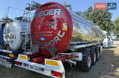 Цистерна полуприцеп Magyar SR 2000 в 