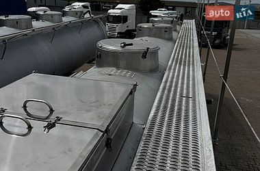 Цистерна полуприцеп Magyar SR 2001 в Виннице