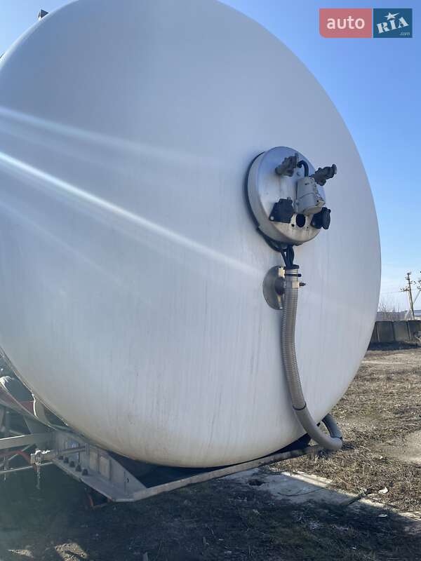 Цистерна напівпричіп Maisonneuv S338FG 2005 в Харкові фото 5 Цистерна напівпричіп Maisonneuv S338FG 2005 в Харкові