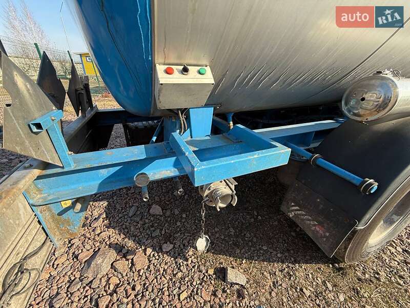 Цистерна Maisonneuv S338FG 2003 в Киеве