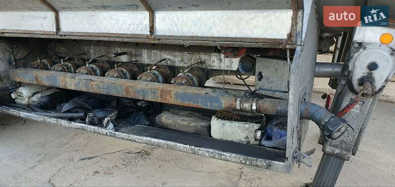 Цистерна полуприцеп Maisonneuv S 1995 в Николаеве