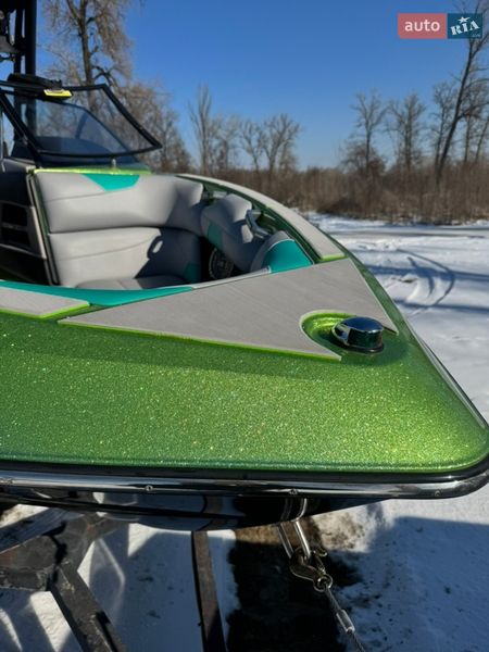 Катер Malibu VLX 2015 в Києві