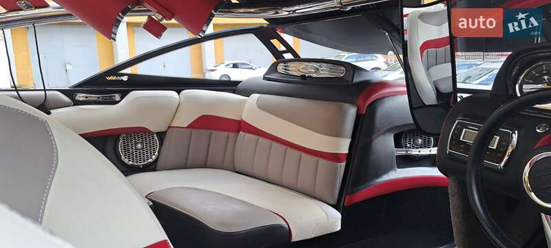 Катер Malibu Wakesetter 2012 в Києві