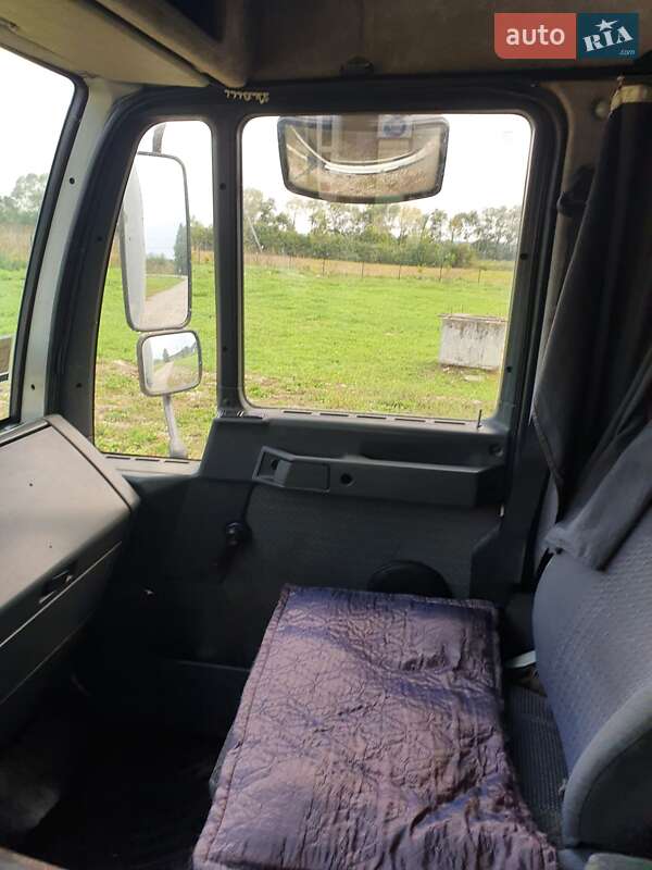 Тентований MAN 10.163 1998 в Чернівцях