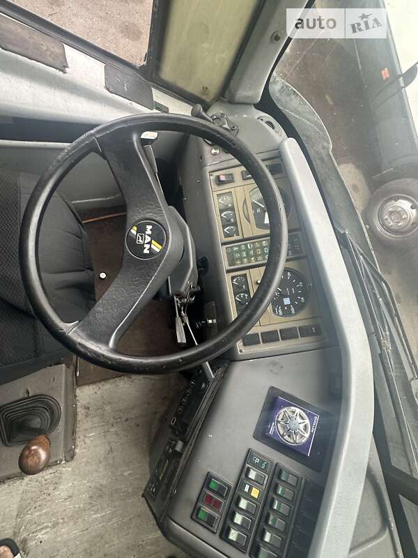 Туристический / Междугородний автобус MAN 11.190 1994 в Броварах