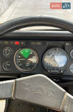 Автовоз MAN 12.162 1985 в 