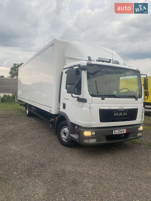 Вантажний фургон MAN 12.220 2013 в Бучачі фото 8 Вантажний фургон MAN 12.220 2013 в Бучачі