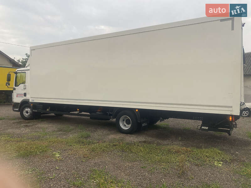 Вантажний фургон MAN 12.220 2013 в Бучачі фото 31 Вантажний фургон MAN 12.220 2013 в Бучачі