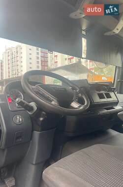 Тентований MAN 12.220 2013 в 