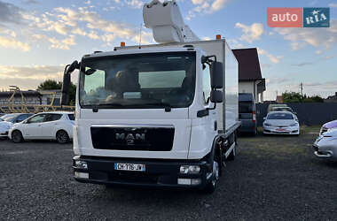 Автовышка MAN 12.224 2012 в 