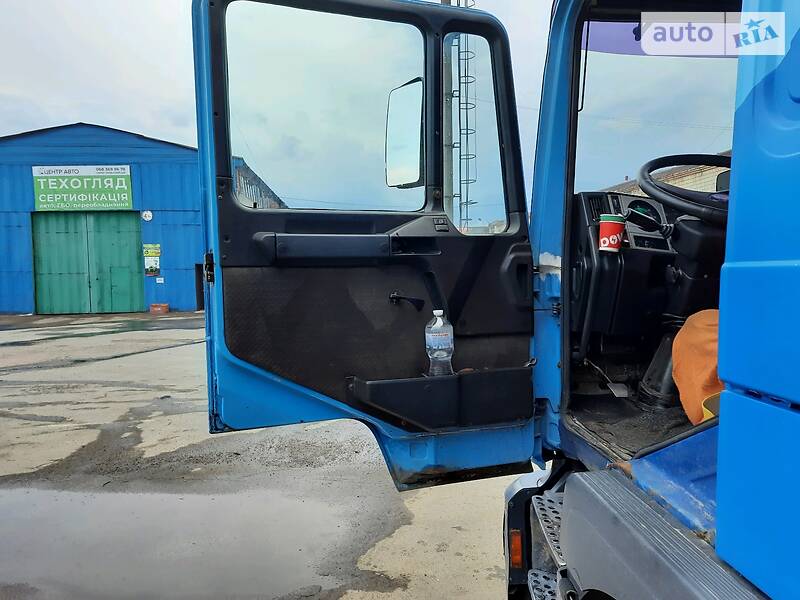 Тентований MAN 18.220 2005 в Житомирі фото 2 Тентований MAN 18.220 2005 в Житомирі