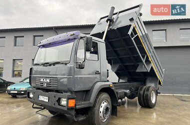 Самоскид MAN 18.220 2002 в Чернівцях