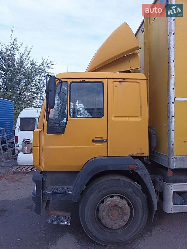 Грузовой фургон MAN 18.224 2001 в Днепре