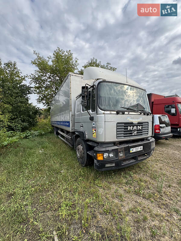 Грузовой фургон MAN 18.224 2000 в Ровно