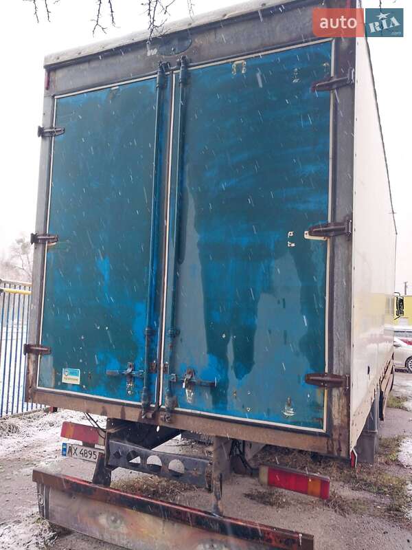 Вантажний фургон MAN 18.224 2002 в Харкові