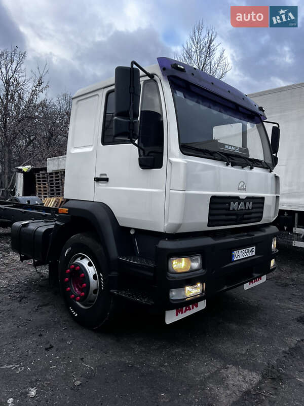 Шасси MAN 18.224 2000 в Софиевской Борщаговке