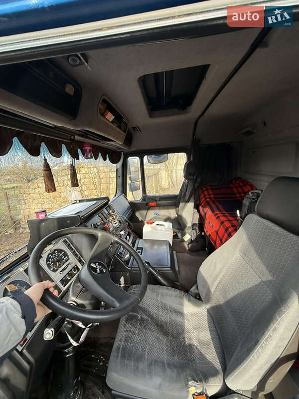 Тентований MAN 18.225 2002 в Ізмаїлі