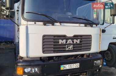 Грузовой фургон MAN 18.225 2004 в Львове