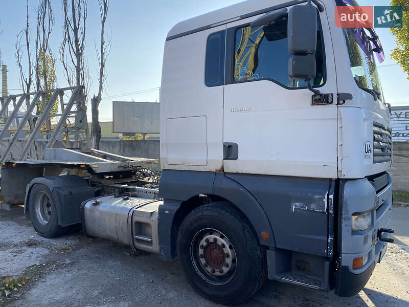 Тягач MAN 18.373 2001 в Києві