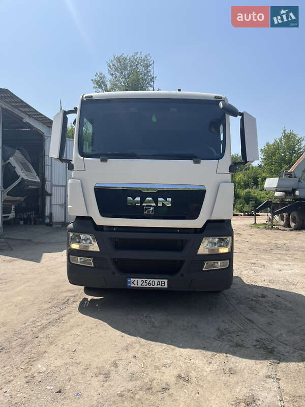 MAN 18.403 2013