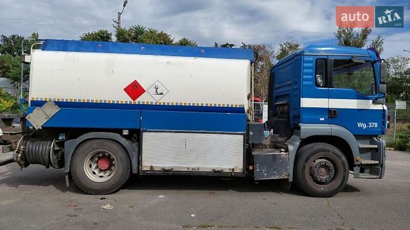 Цистерна MAN 18.413 2004 в Білій Церкві