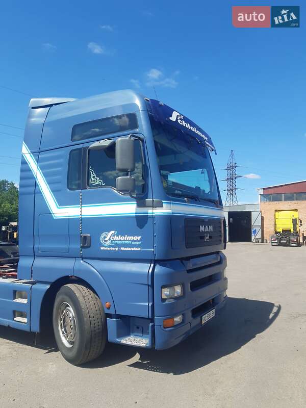 Тягач MAN 18.430 2005 в Подольске