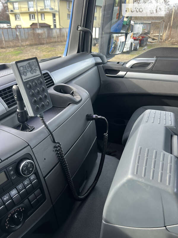 Тягач MAN 18.440 2009 в Черновцах